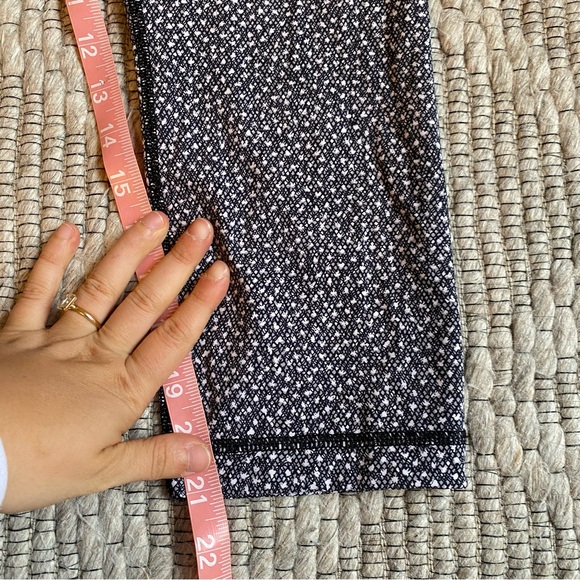 Lululemon Wunder Under Crop III - Frozen Fizz White Black - Picture 12 of 12